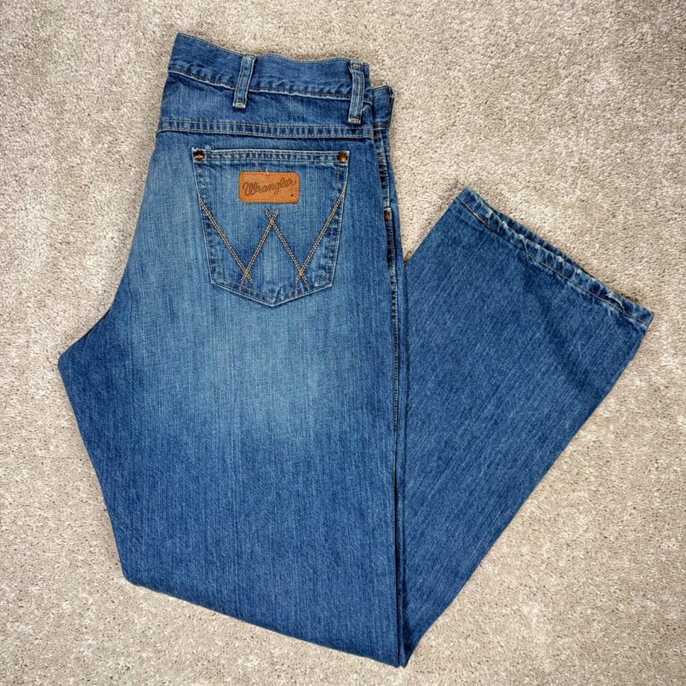 Wrangler Retro Relaxed Bootcut Jeans Mens 36x32 Blue Denim Medium Wash